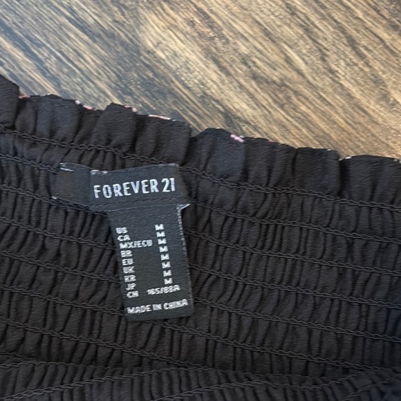 Floral Black and Pink Juniors Mini Skirt by Forever 21 ( size M) - Picture 3 of 4